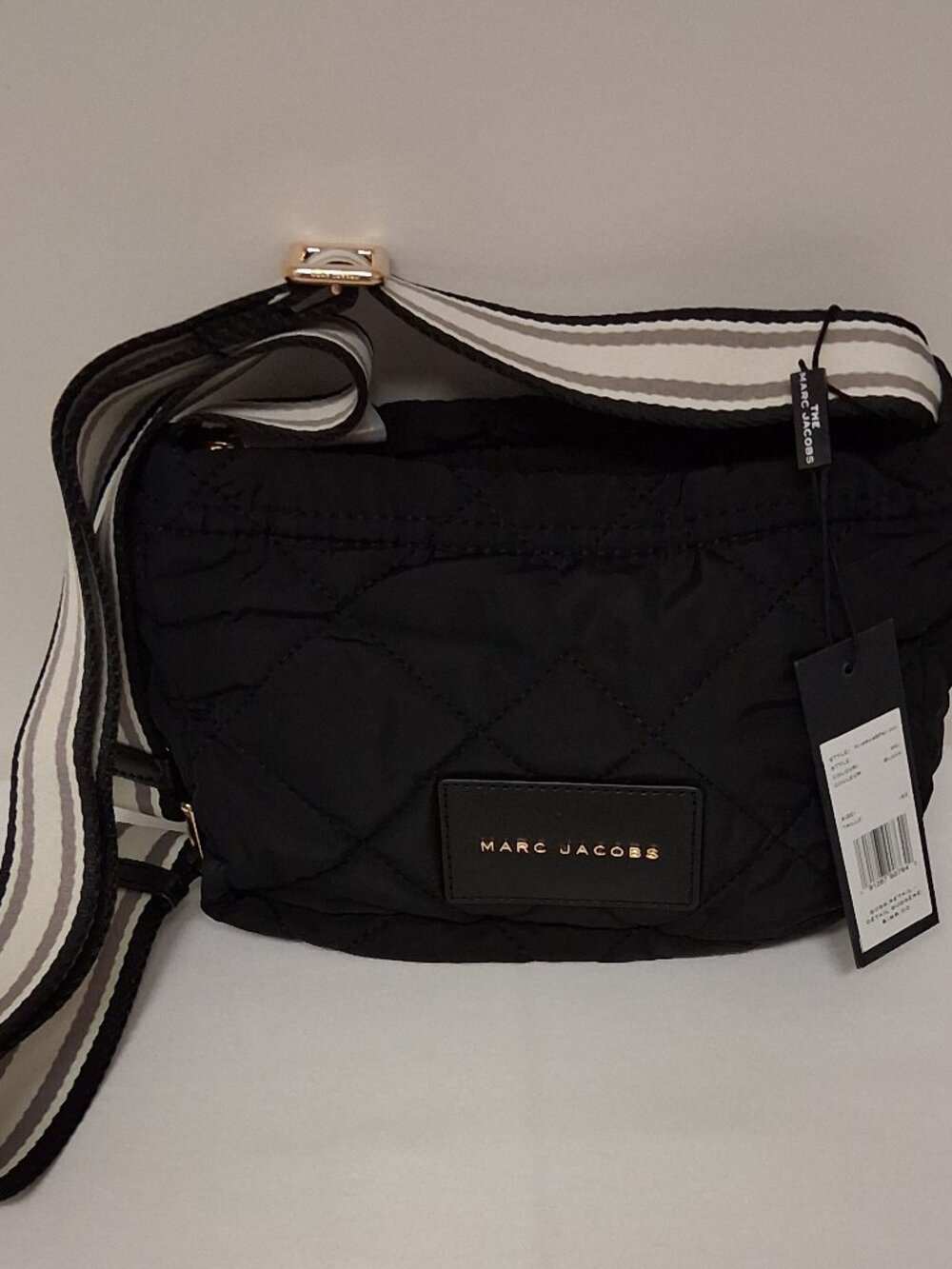 Marc Jacobs Quilted Nylon Messenger Bag – Black H115M06SP21 – NWT